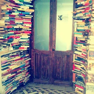 Ratones De Biblioteca Pensión La Laguna (Tenerife)